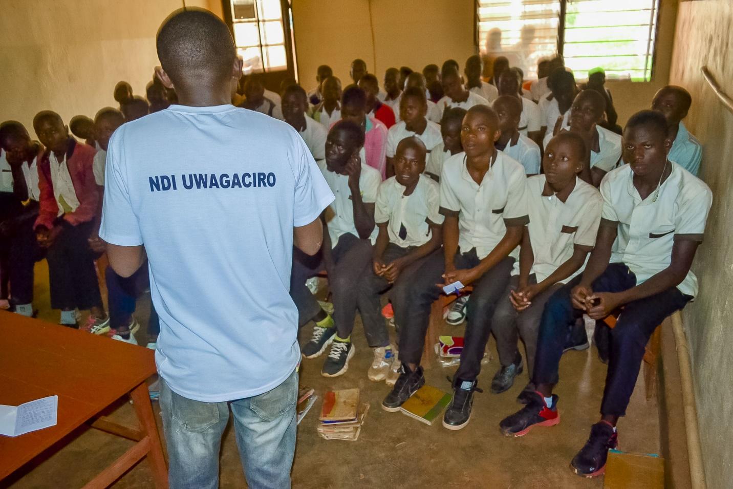 Sensibilisation des jeunes pour assurer la fonctionnalité du CDSAJ, le 18 mai 2026 à Rukuramigabo.